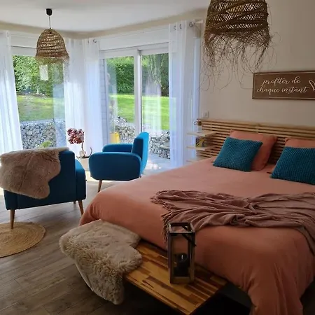 A La Campagne Proche De Toutes Commodites. Dom wakacyjny Pernes-les-Boulogne