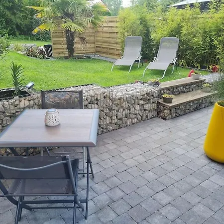 A La Campagne Proche De Toutes Commodites. Holiday home *